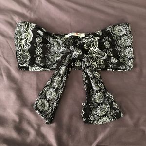 Front tie bandeau top